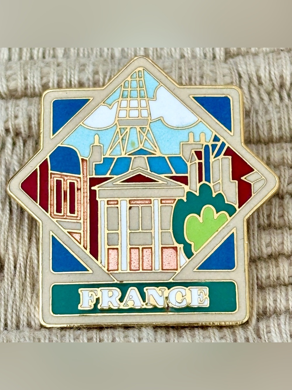 DISNEY 1999 *Rare* WDW Epcot World Showcase France Pavilion Pin